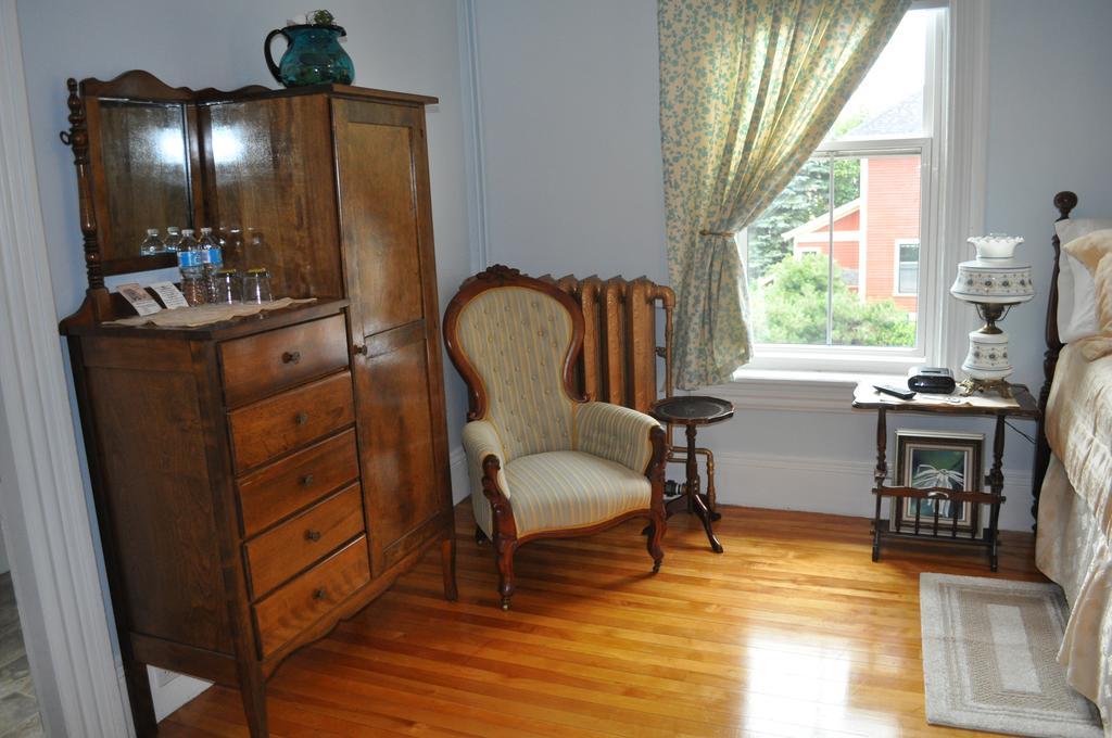 Summerside Inn Bed And Breakfast Værelse billede
